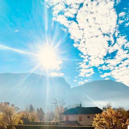 La Montagne Ca Vous Gagne ! Apartman Cluses Kültér fotó
